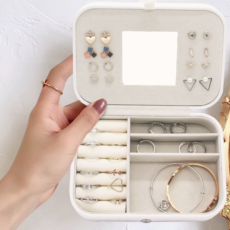 Carcasa portátil de joyas de viaje mini cuadrada Anillos, pendientes, collares, boxes de regalo para bodas
