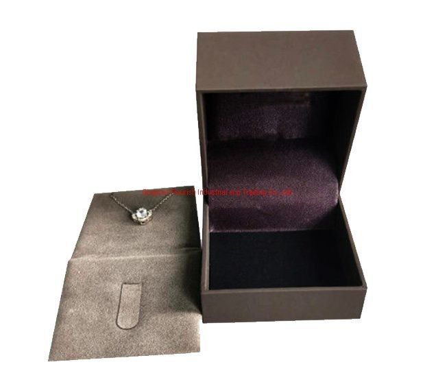 Embalaje de joyería portátil con bisagra de tipo Clamshell Caja de papel regalo con inserción de terciopelo De acuerdo con los requisitos del cliente