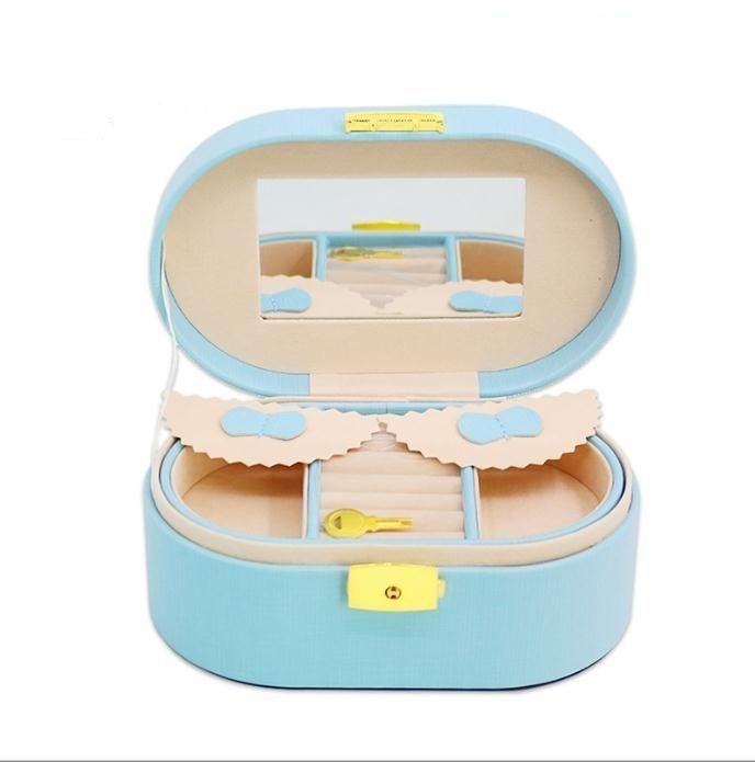 Impresión de logotipo personalizado Pequeño cuadro de cuero de PU caja de joyería de lujo embalaje caja de regalo de diseño cuadrado muestras gratuitas disponibles