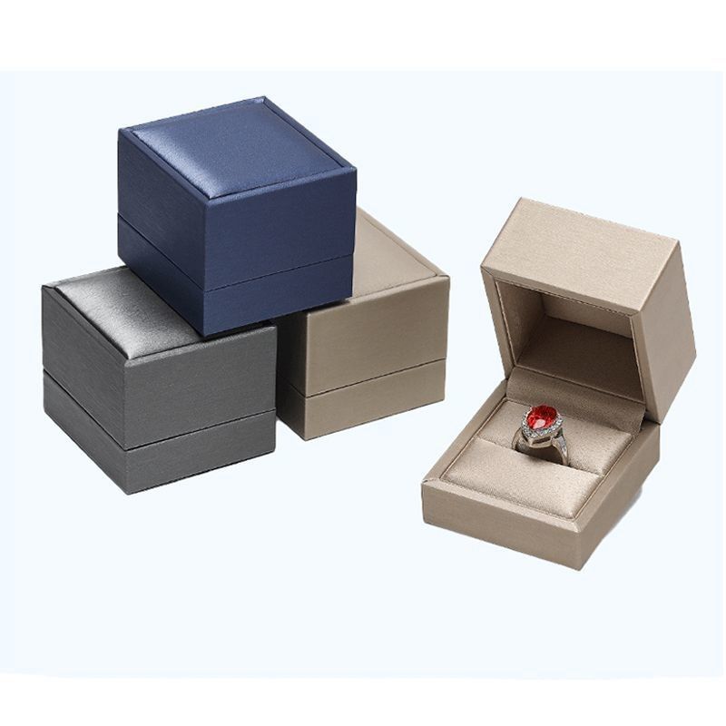 Cuadro de marfil PU de cuero de regalo de exhibición de cajas Eco amigable para anillo joyería reloj cartera