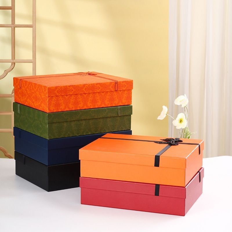 Impresión de dos lados Cosmética Fiesta de bodas Perfume Papel de cartón Embalaje de regalo Cartón de envío personalizado Cajas con tapa