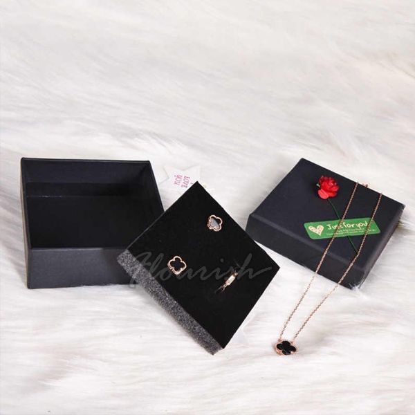 Cajas de joyería de papel Kraft Medio de cartón / caja de regalo de cartón de colores y tamaños múltiples