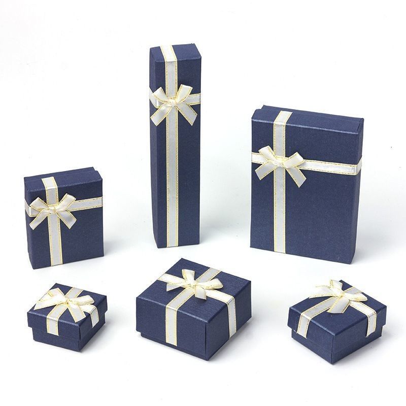 Embalaje de papel de cartón personalizado Caja de joyas de regalo con inserción de espuma y papel de material 100% reciclado
