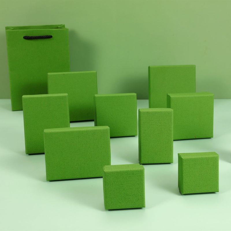 Capa de papel de cartón y caja de regalo de base embalaje caja de joyería de lujo con inserción de espuma