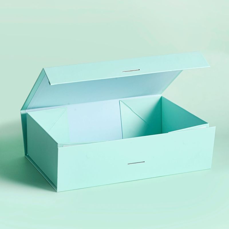 Maquillaje Cosméticos Camisas Zapatos Embalaje Logotipo personalizado plegable Caja de almacenamiento con cinta e impresión de logotipo